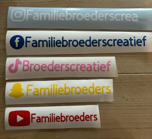 social media autosticker